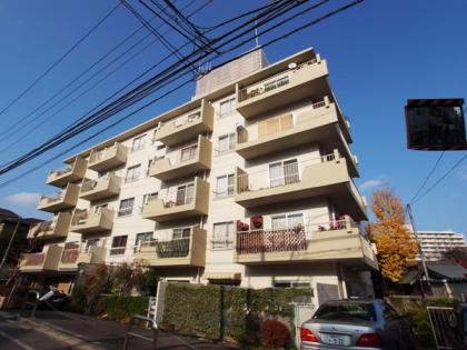 マンション牛込の外観