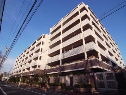 クレッセント東京サウスの外観