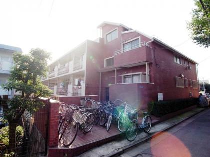 シャンブル目白の外観