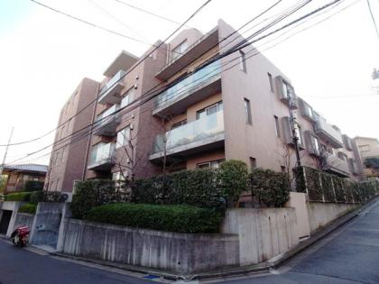 マートルコート新宿若宮町の外観