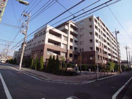 クレッセントバードスクエアの外観