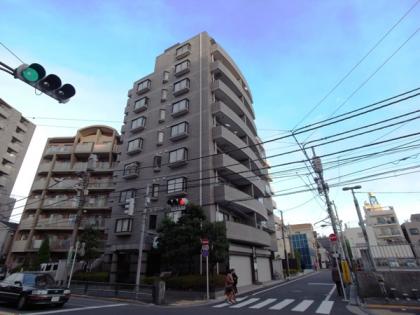 イトーピアエステシオン千駄木の外観