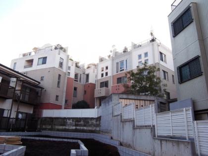 カーサアリビオ本駒込の外観