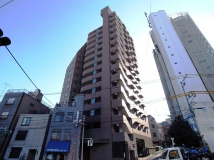 コスモ本駒込の外観