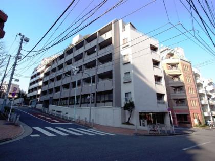 駒込コーポラスの外観