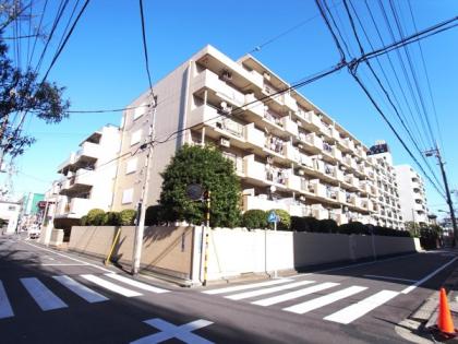 ファミール東糀谷の外観