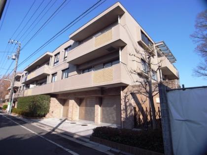 ベルパティオ西荻台の外観