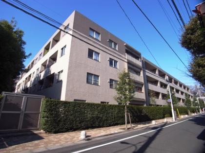 プラウド久我山の外観