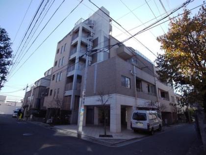 クレッセント大森山王の外観