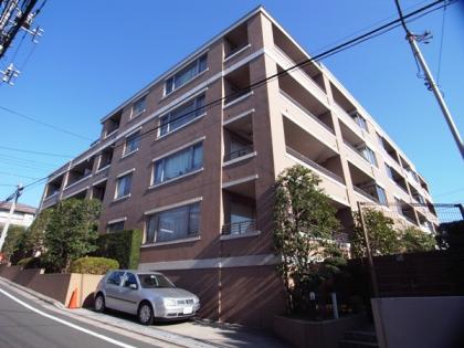 ファミール杉並堀ノ内ガーデンテラスの外観