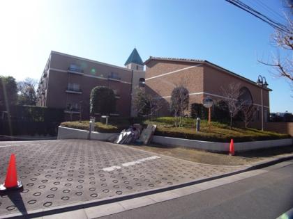 シャリエ高井戸ソルパティオの外観