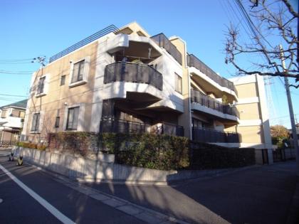 ライフアップ高井戸の外観