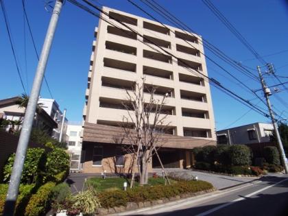 リーベスト高井戸の外観