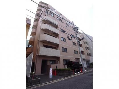 デュオスカーラ麹町の外観