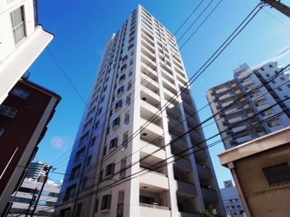 エティア目黒ウエストタワーの外観