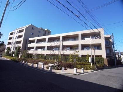 プラウド石神井公園の外観