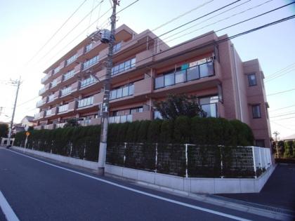 ロイヤルシャトー大泉学園の外観