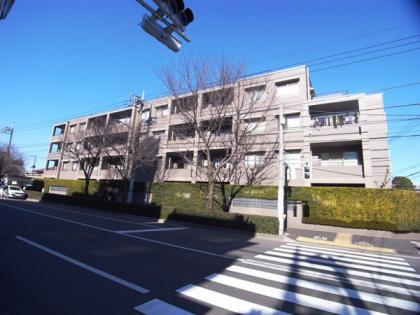 上井草ヒルズの外観