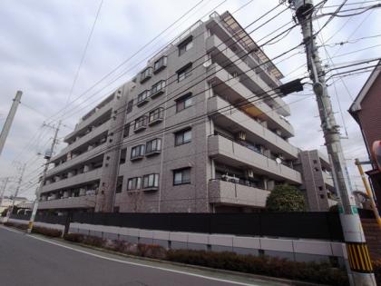 ライオンズガーデン平和台の外観