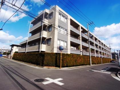 アドゥー氷川台の外観