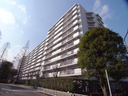 ファミリータウン東陽の外観