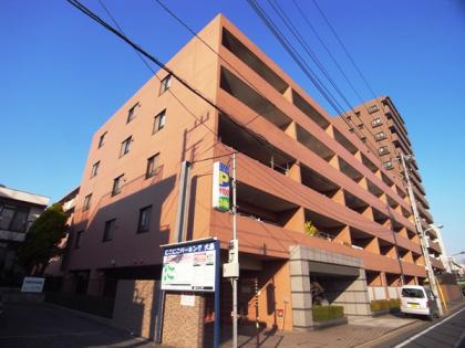 コスモ西大島ロイヤルフォルムの外観