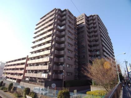 ライオンズプラザ西大島の外観