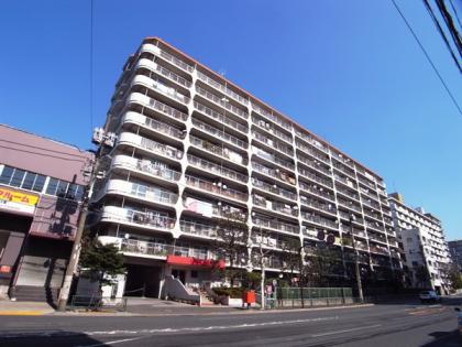 東陽町スカイハイツの外観