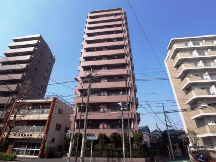 ロイヤルタワー旗の台の外観