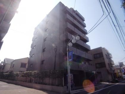 ルーブル大島の外観