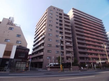 隅田公園サニーコートの外観