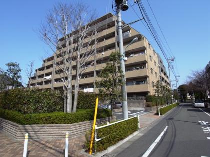 コスモ小竹向原メユールの外観