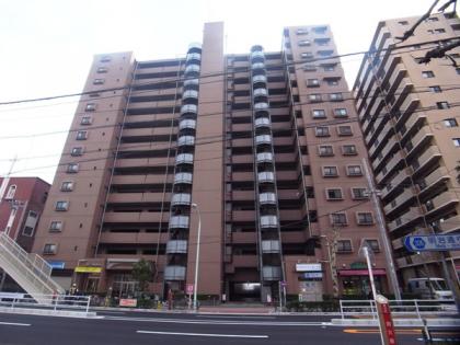 ライオンズマンション荒川公園の外観