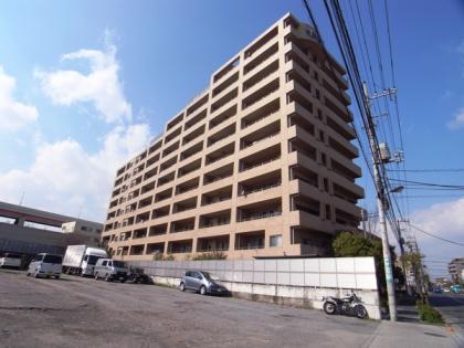 アパガーデンコート綾瀬の外観