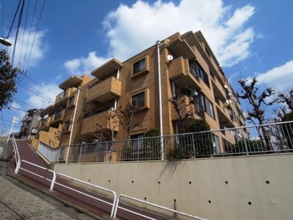 ライオンズマンション徳丸の外観