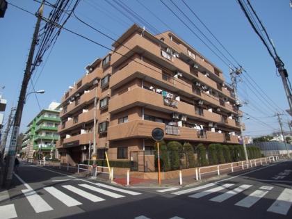 ライオンズマンション浮間公園の外観
