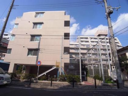 グリーンパーク綾瀬リバーサイドの外観