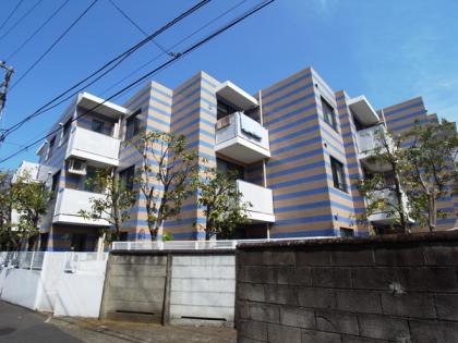 アピカ野方の外観