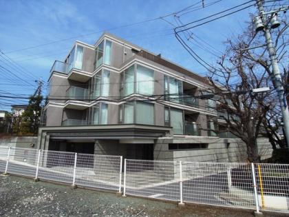 グランブルー鷺ノ宮の外観