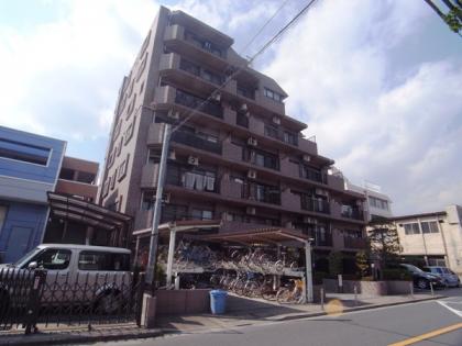 ライオンズヴィアーレ五反野の外観