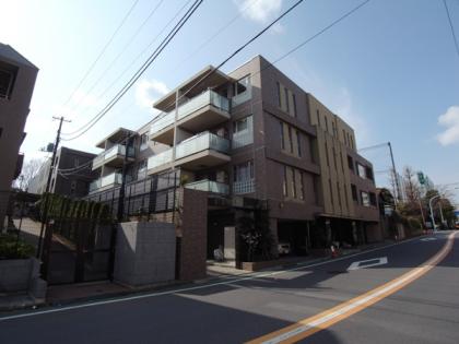 ランドステージ哲学堂公園の外観