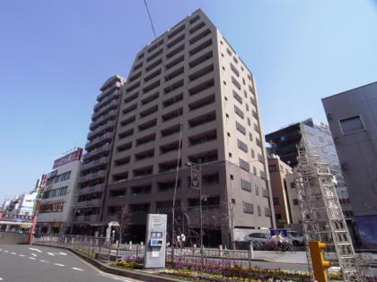 コスモ浅草雷門の外観