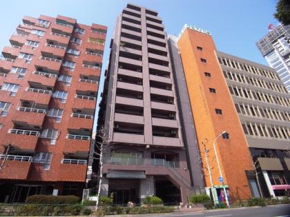 ライオンズプラザ池之端の外観