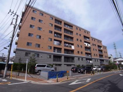 グランドステージ梅島の外観