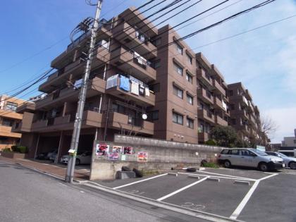 グリーンパーク西新井の外観