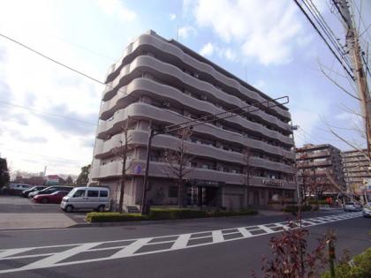 ライオンズガーデン西新井の外観