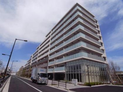 リライズガーデン西新井フロントレジデンスの外観