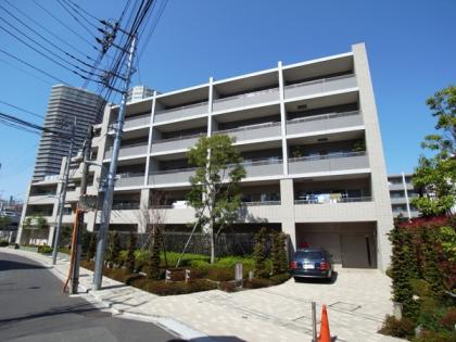 クレストレジデンス東中野の外観