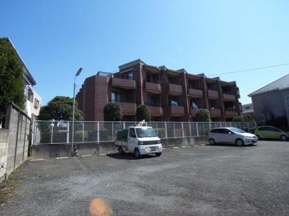 ユーロハイツ東中野の外観