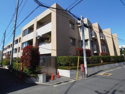 クレッセント東中野レジデンスの外観